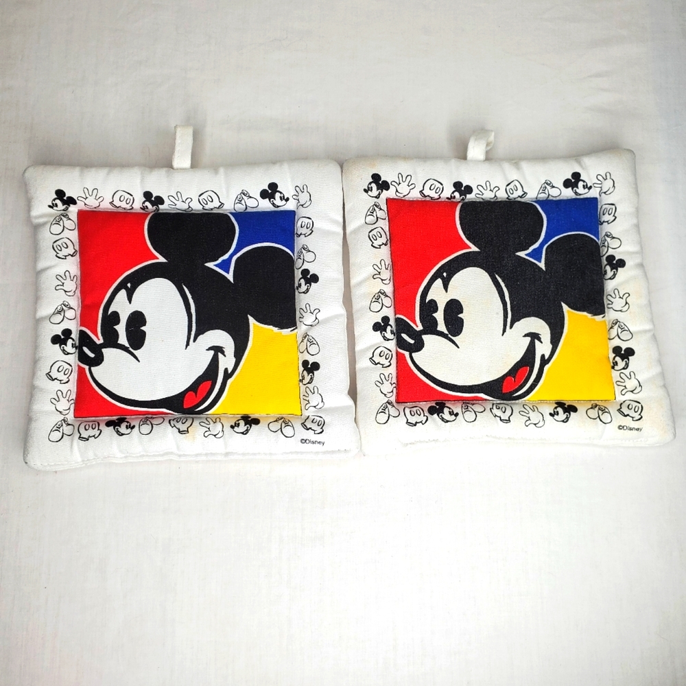 22B) DISNEY Mickey Mouse Pot Holders